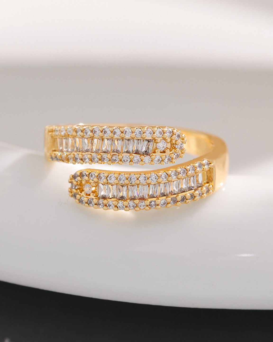 Tarnish-free waterproof gold ring with AAAAA cubic zirconia stones closeup