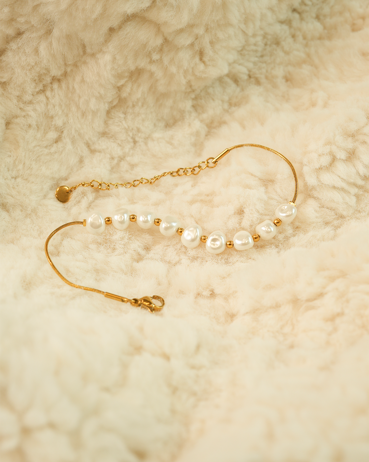 Baroque Muse Pearl Bracelet