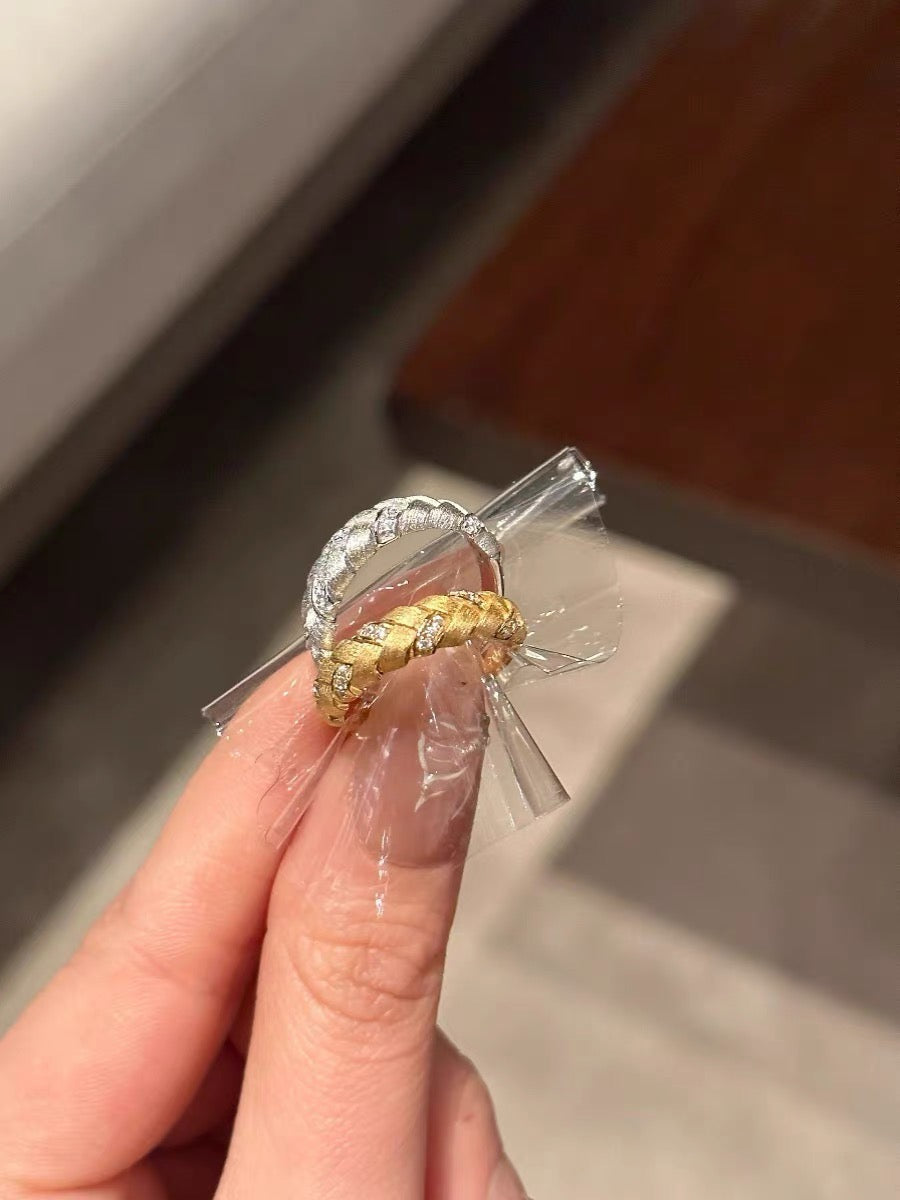 YUHE Vintage Brushed Wheat Spike Ring with Zircon