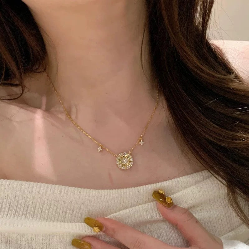 YUHE Sparkling Sunflower Star Pendant Necklace