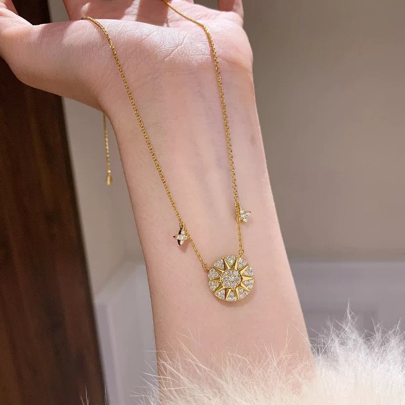 YUHE Sparkling Sunflower Star Pendant Necklace