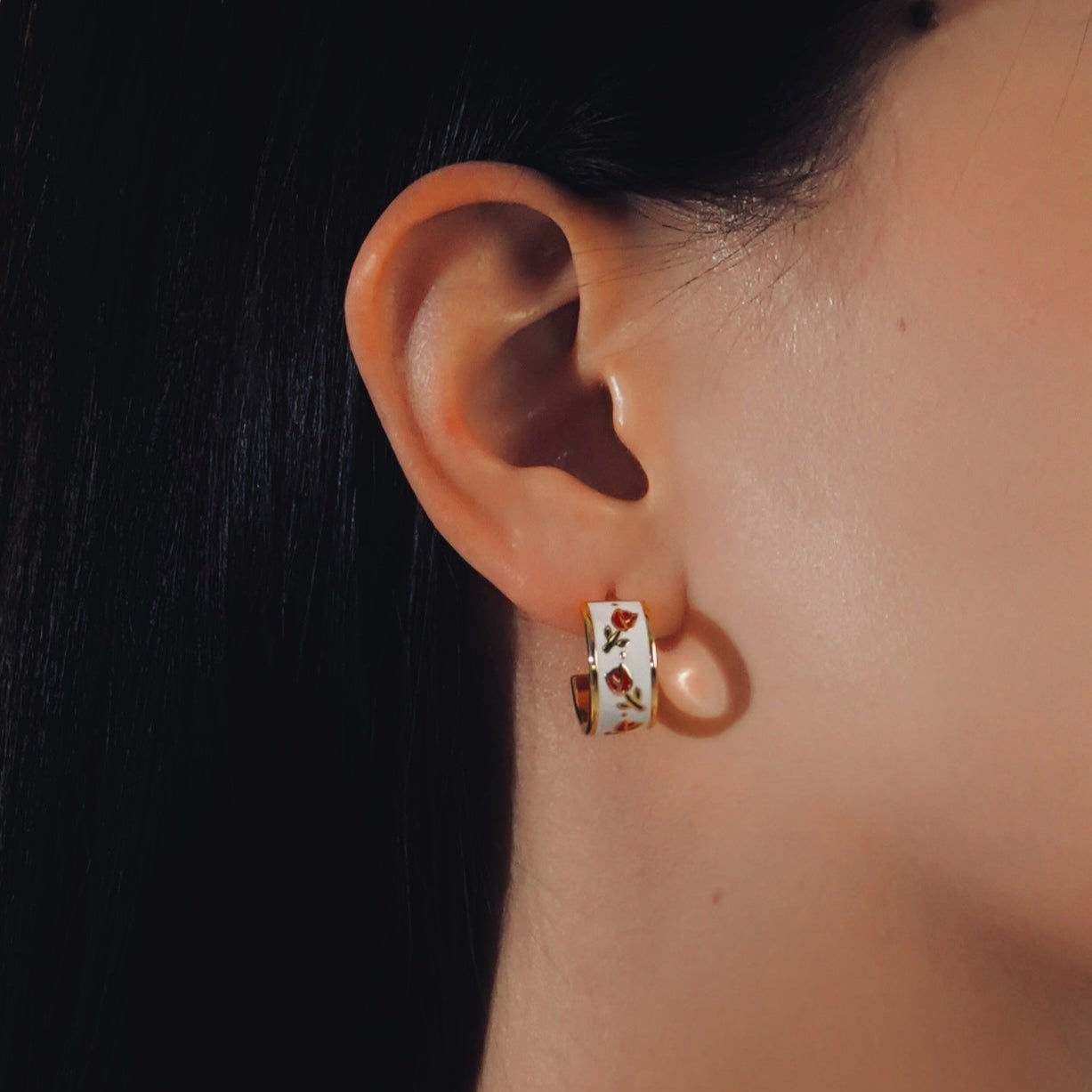 YUHE Vintage Tulip Geometric Flower Enamel Earrings