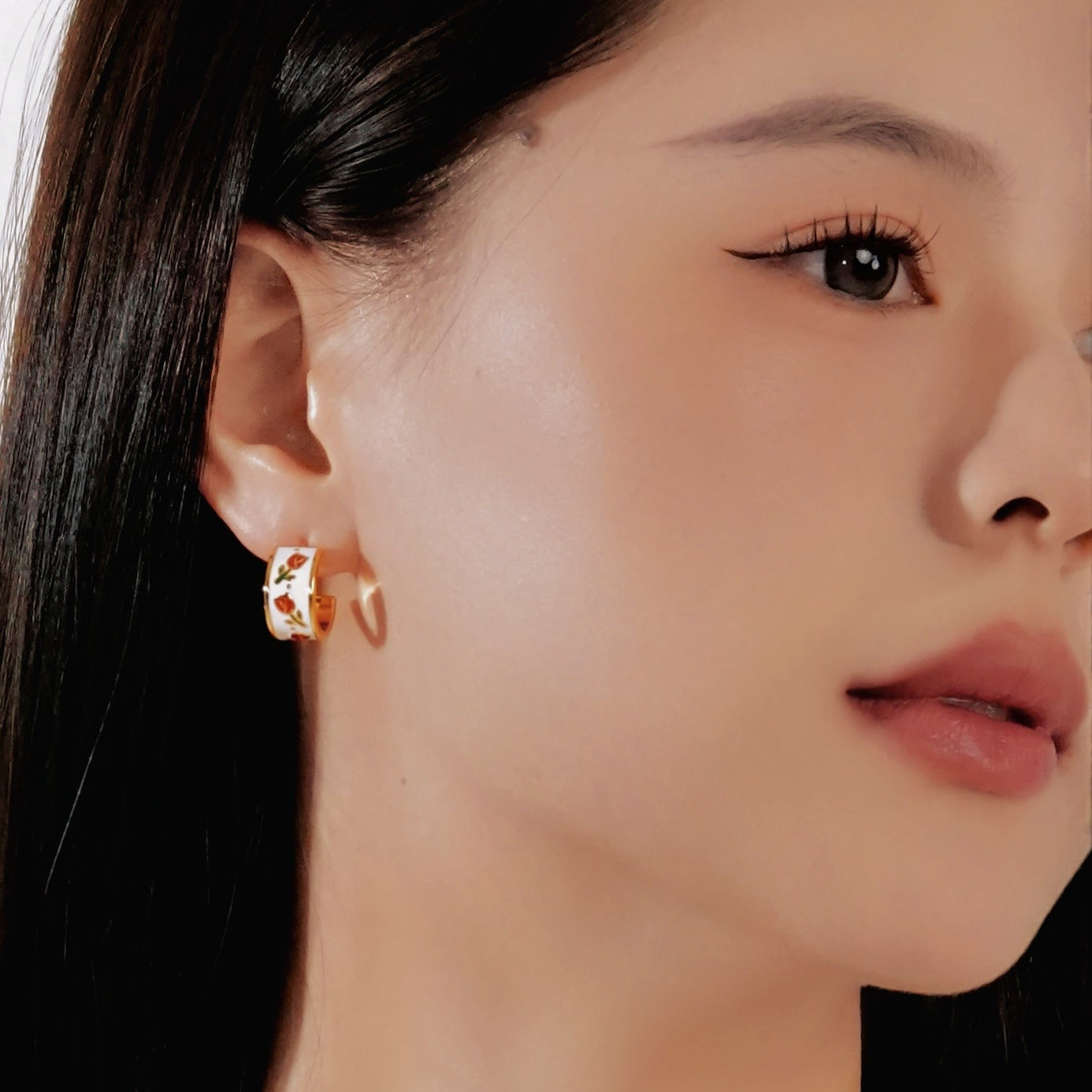 YUHE Vintage Tulip Geometric Flower Enamel Earrings