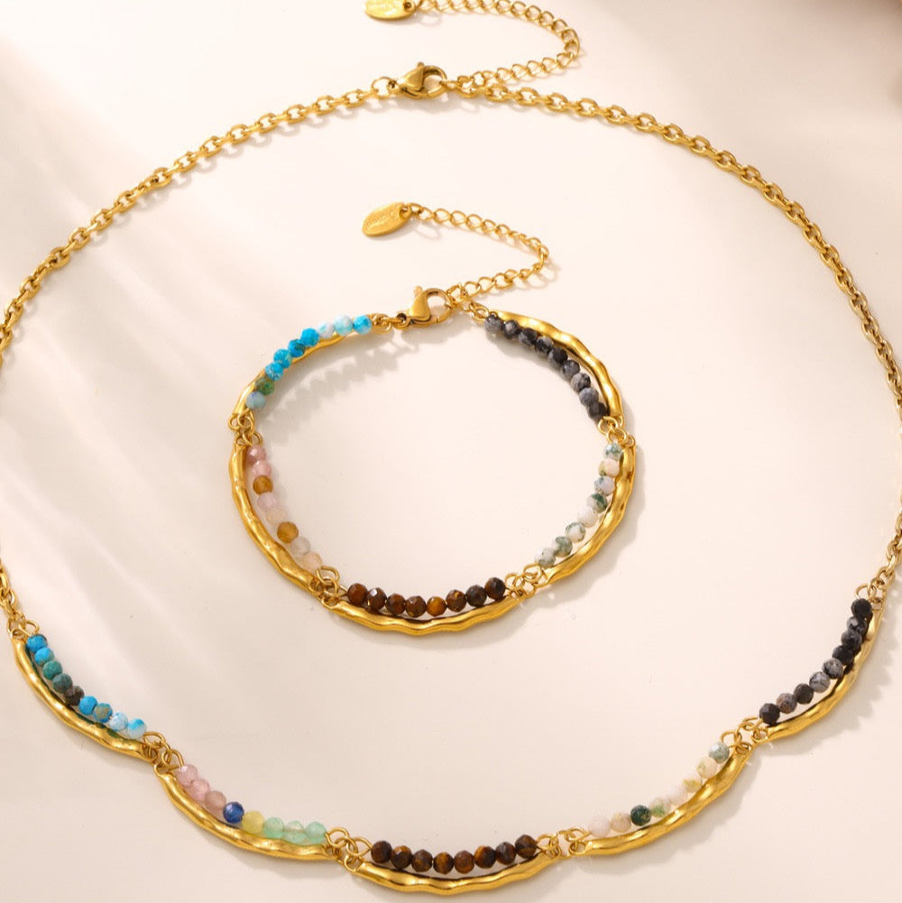 gold choker necklace
