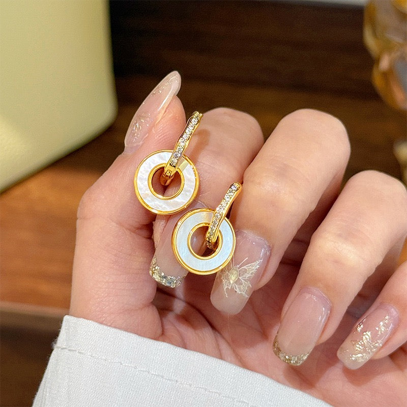 Fashion Design Simple Gold Earrings Exquisite Zircon Mother Of Pearl Earrings Earrings Women's Jewelry