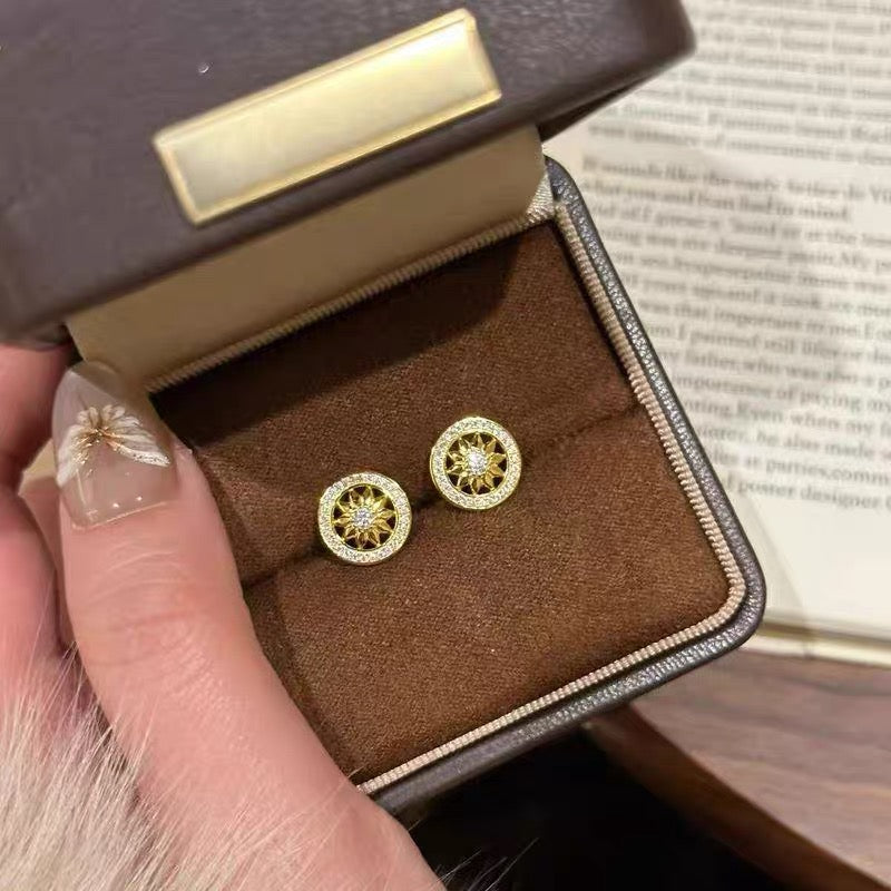 French Golden Eight-pointed Star Sun Goddess Vintage Earrings Zircon Elegant Earrings