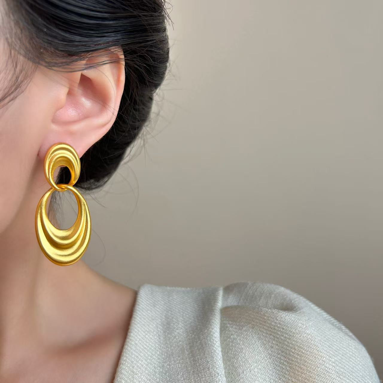 New Double Ring Stitching Earrings French Retro Earrings