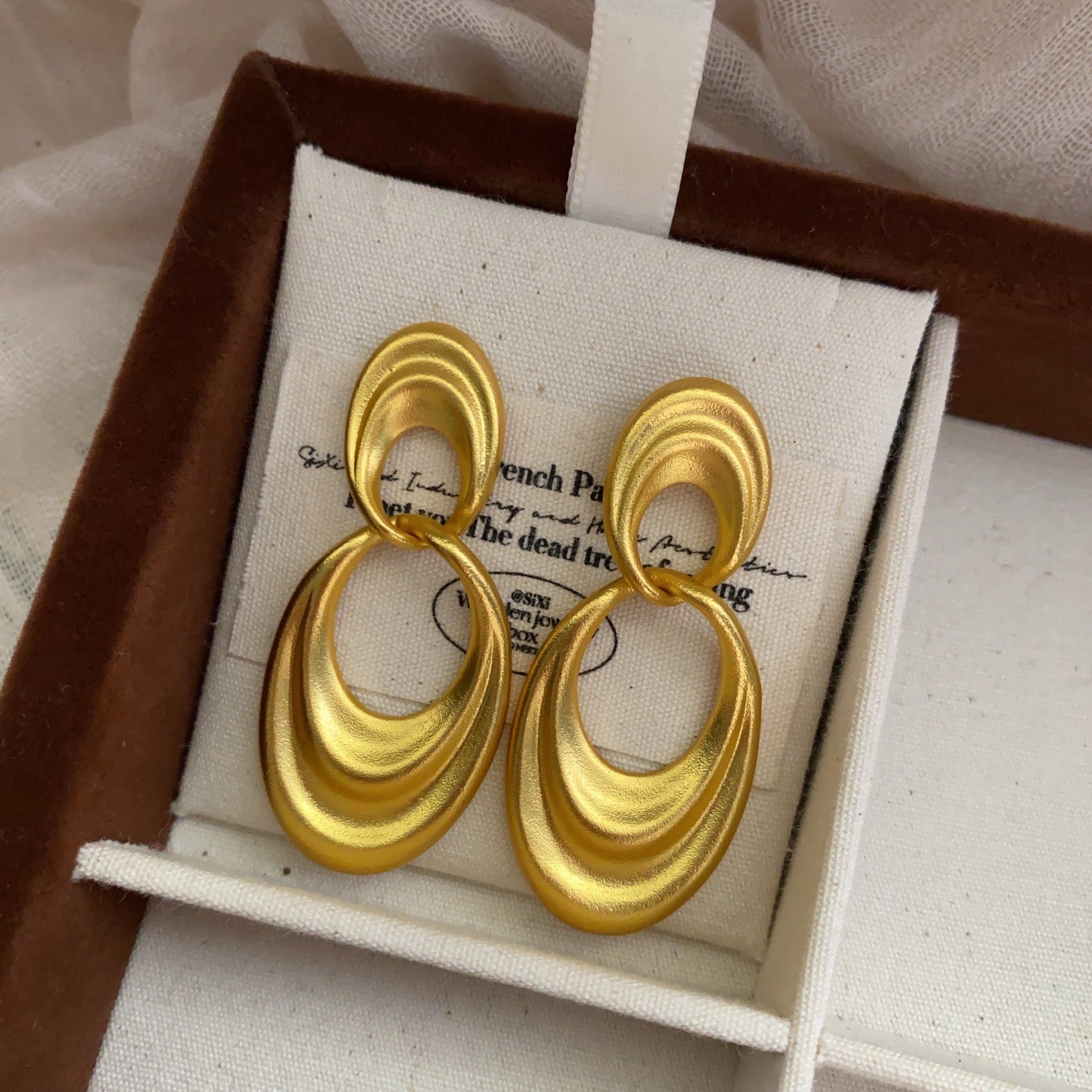 New Double Ring Stitching Earrings French Retro Earrings