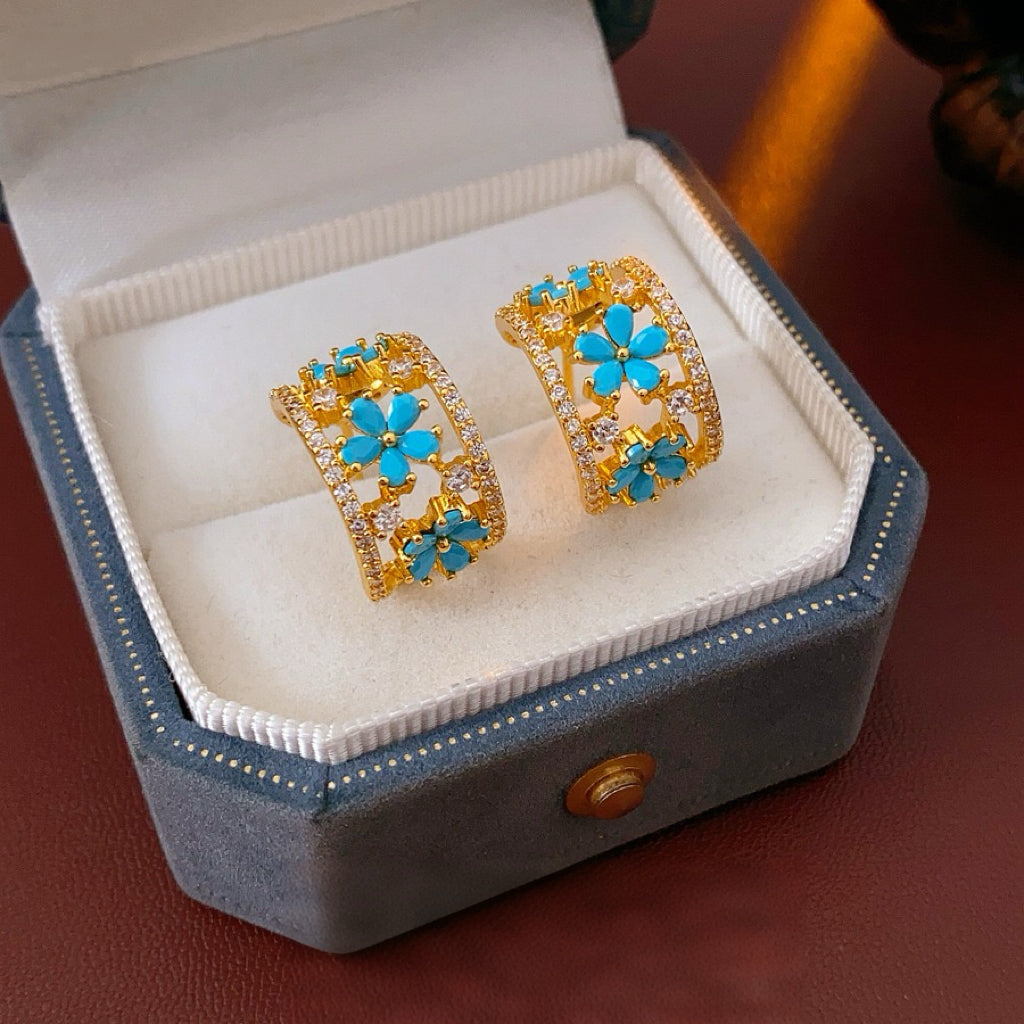 Vintage Gold Hollow Flower C-shaped Earrings Turquoise Zircon Shining Earrings