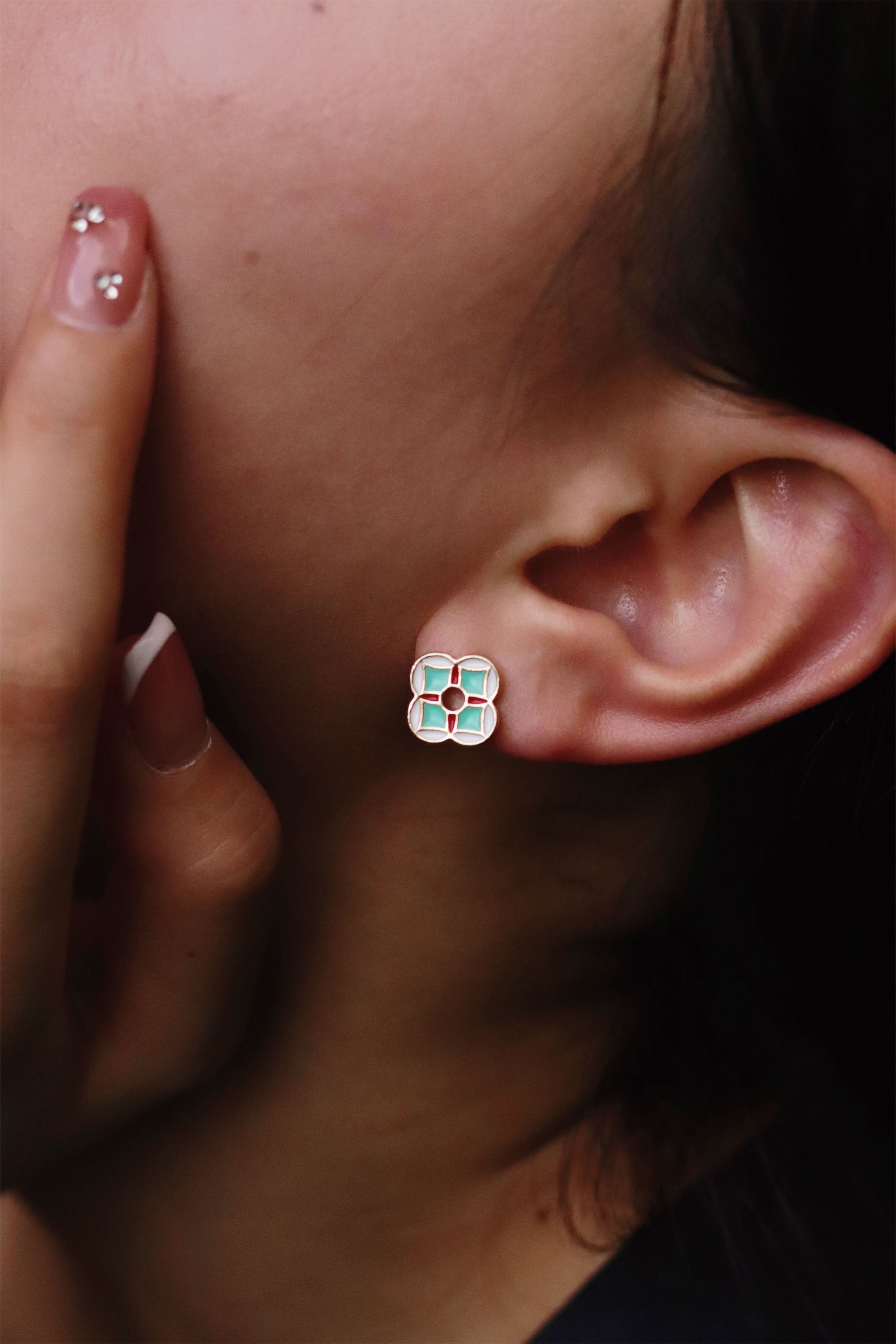 YUHE Chinese Enamel Colorblock Stud Earrings