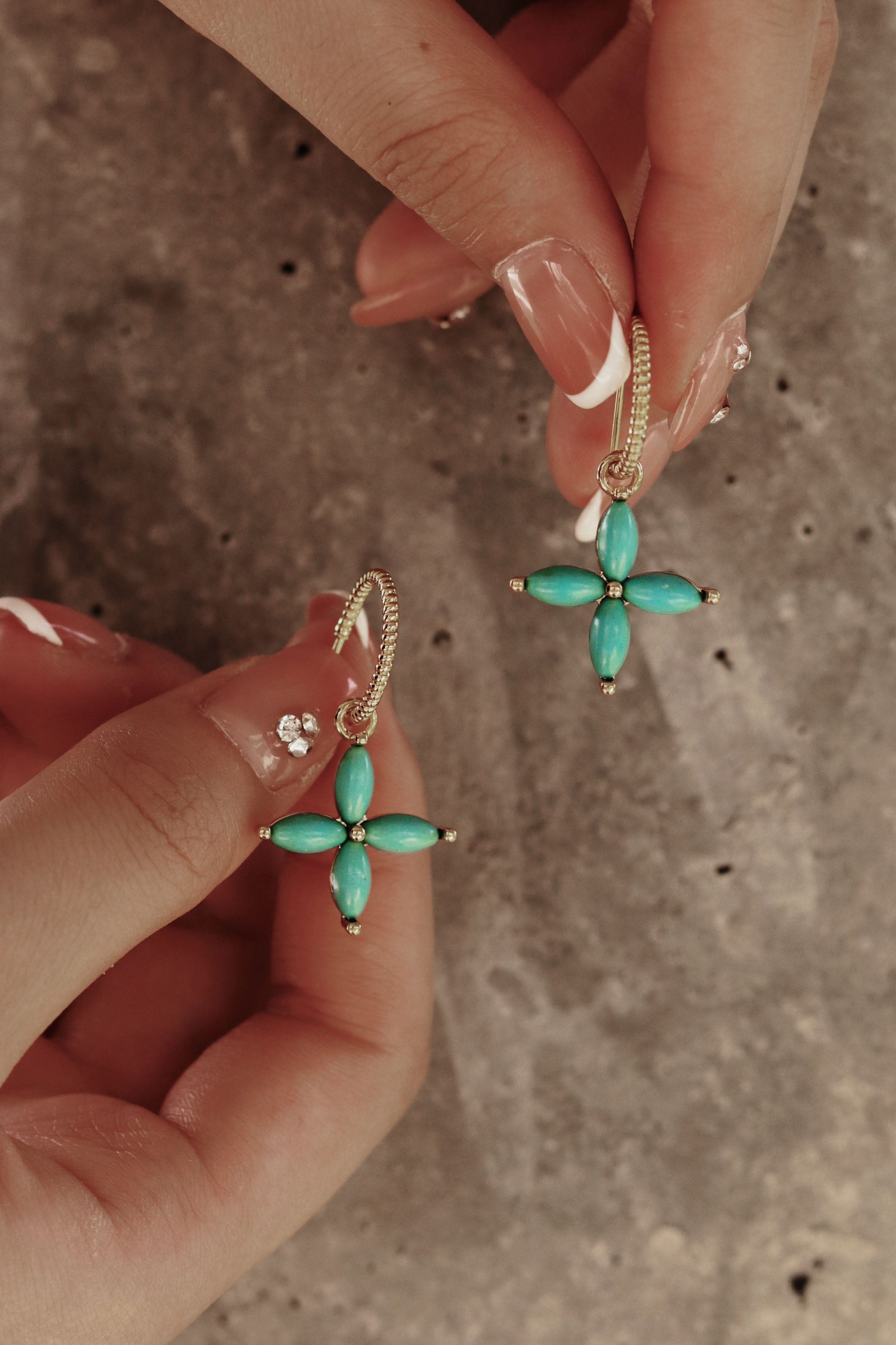 New Chinese Style Four-leaf Clover Turquoise Earrings Natural Stone Earrings