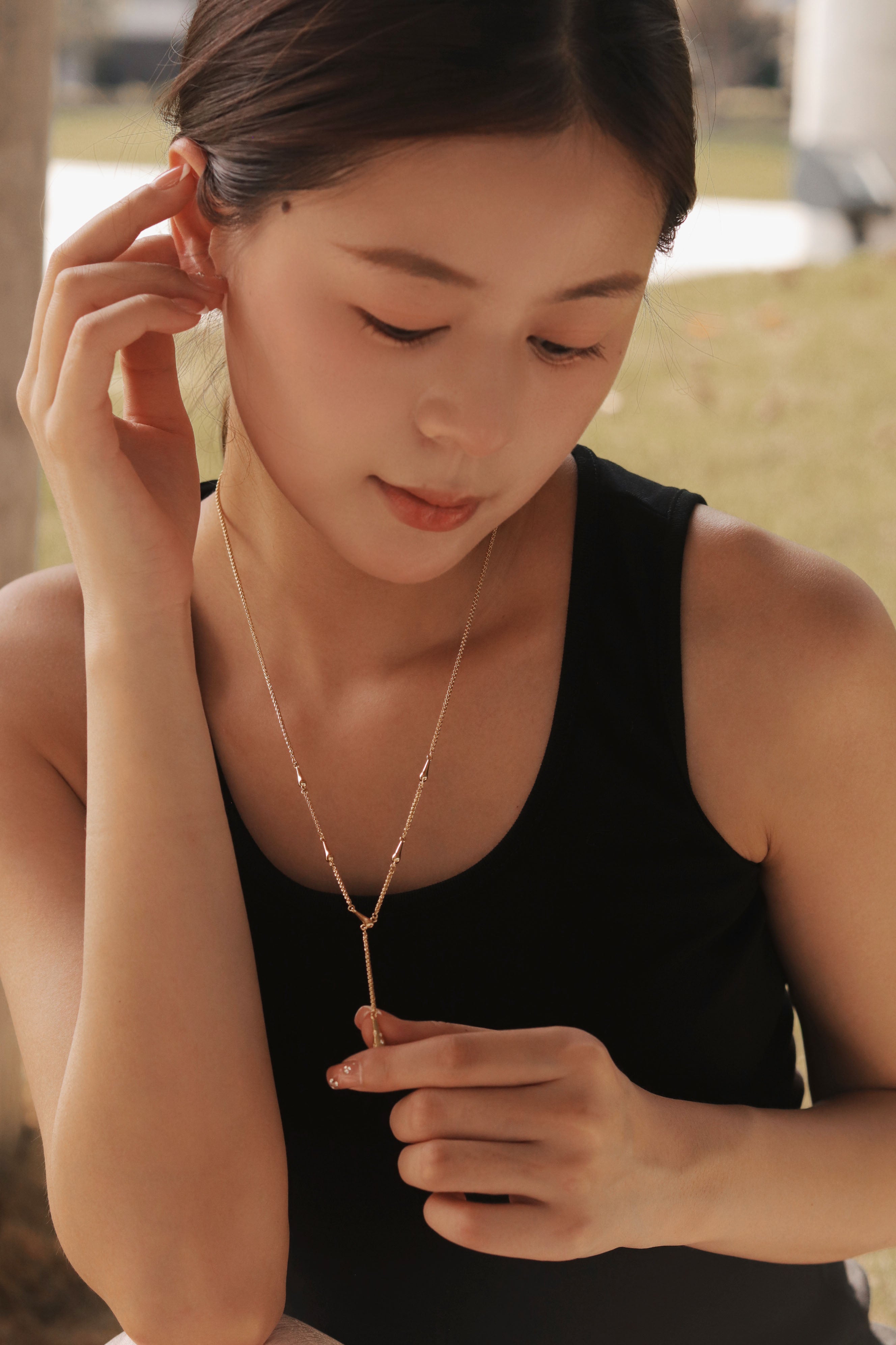 YUHE Gold Drop Pendant Collar Necklace with Zircon