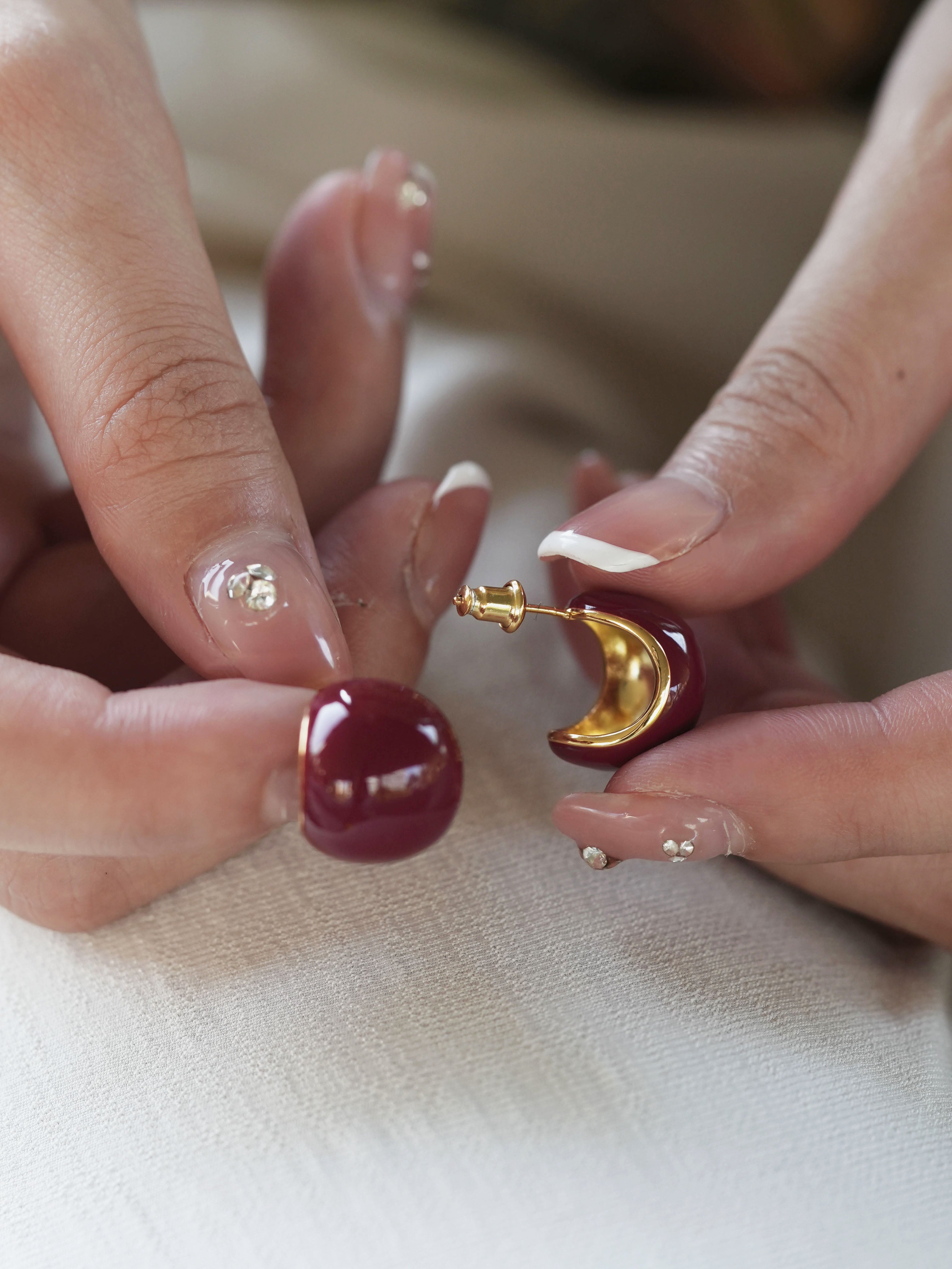 YUHE Red Retro Bead Earrings | Elegant Oriental Charm