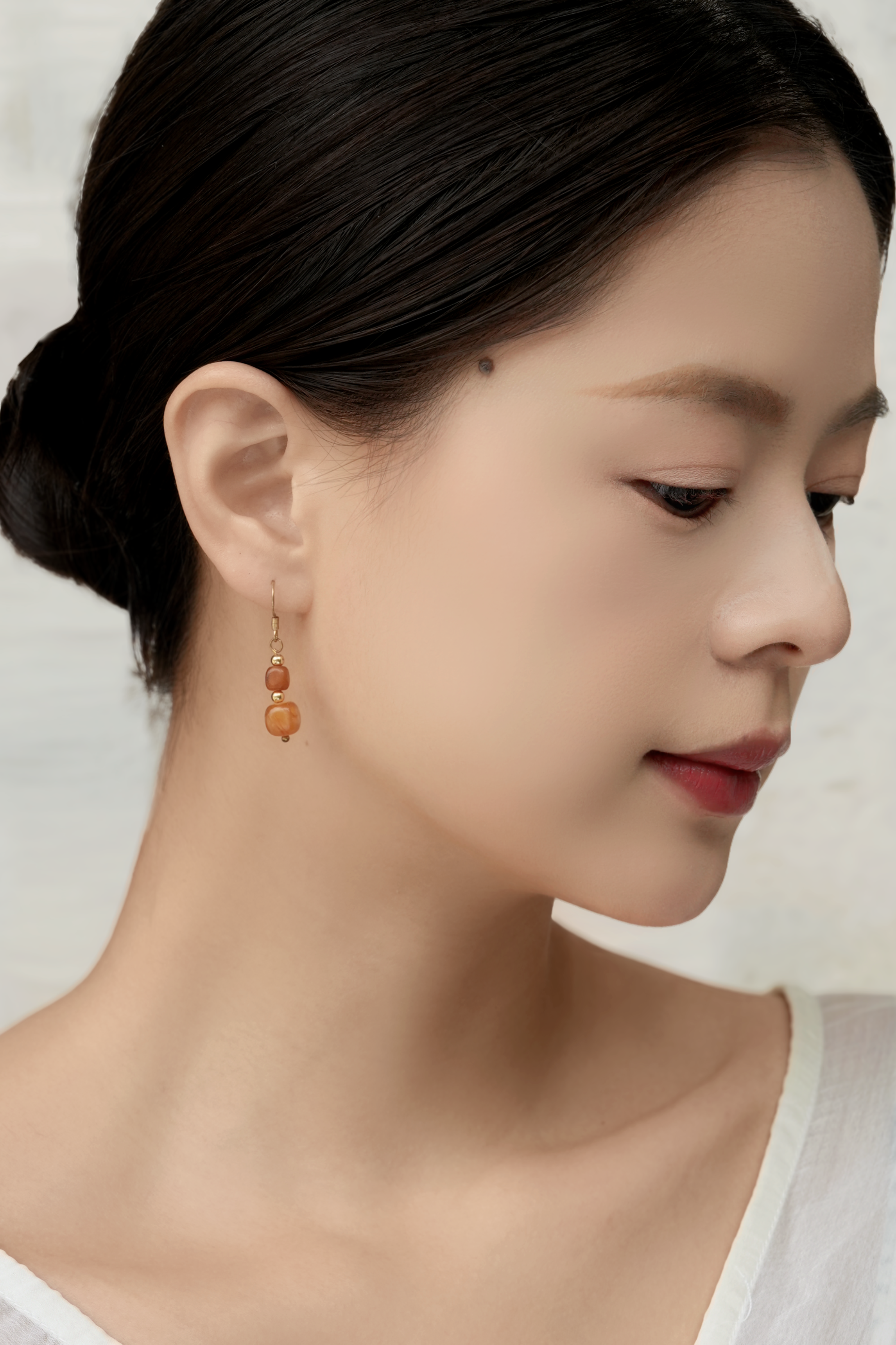 Handmade 14K Oriental Retro Amber Beaded Earrings with Pumpkin Design for Girls