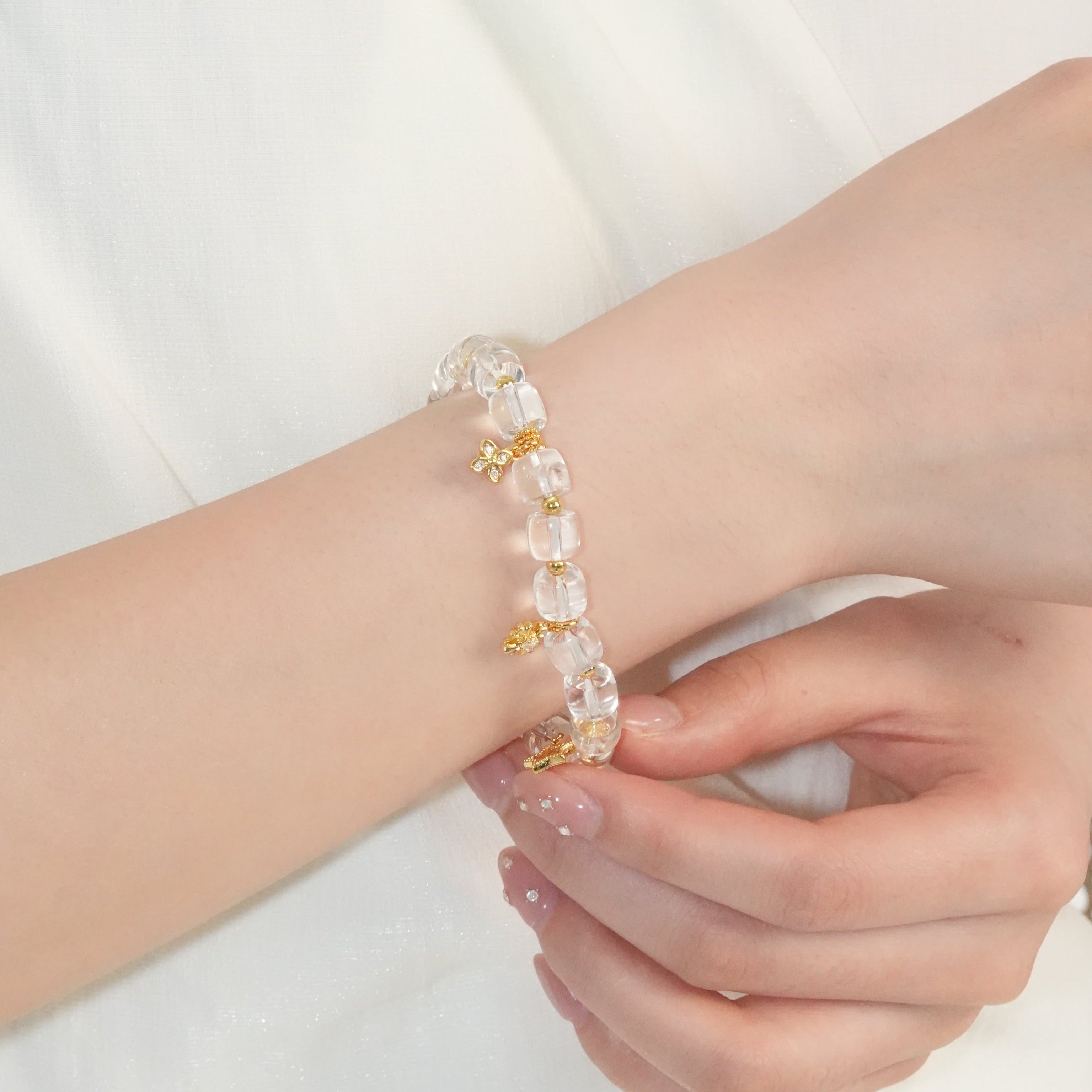 YUHE Ice Clear Natural Crystal Bracelet with Gold Accents