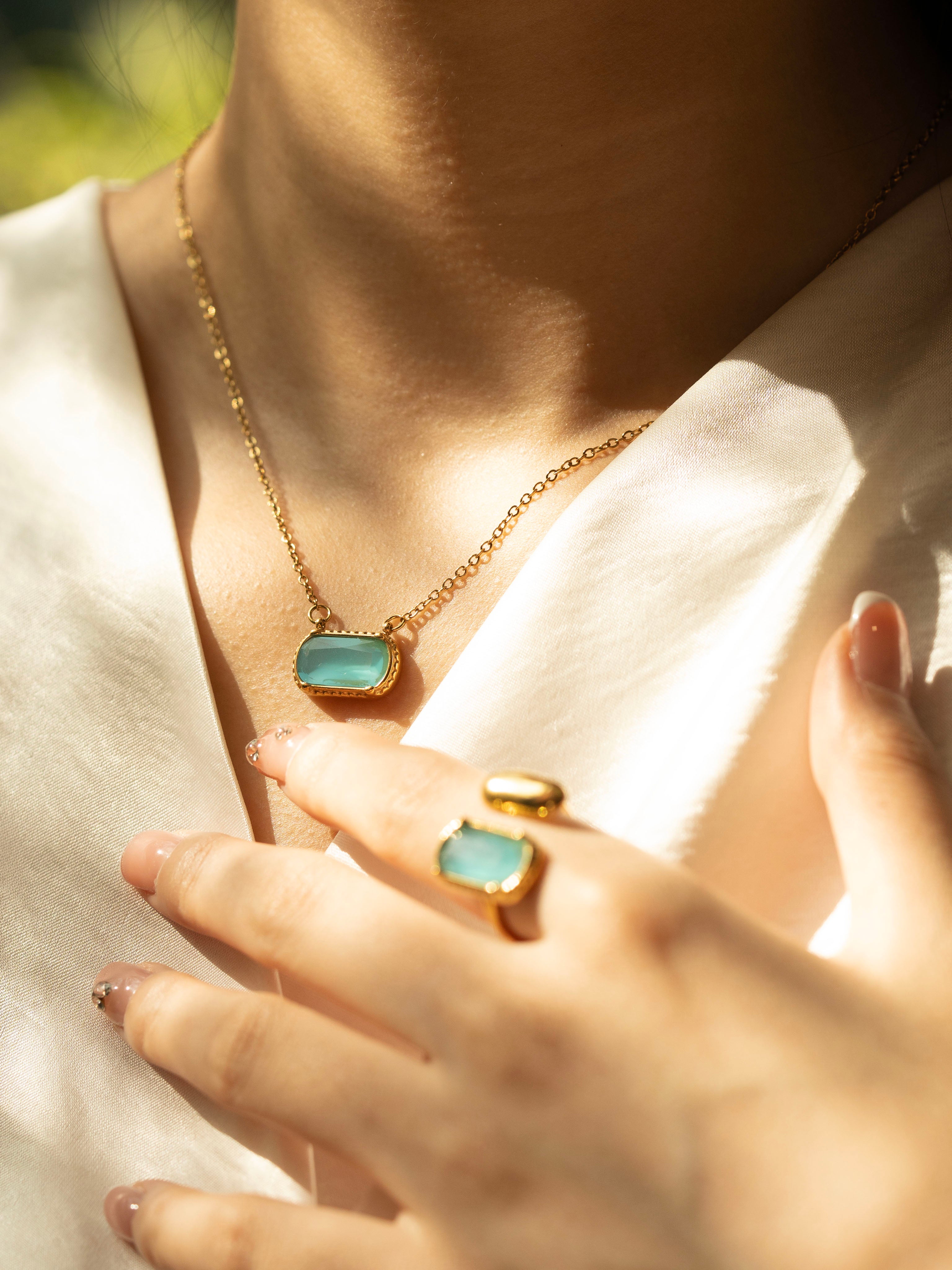 YUHE Oval Colorful Zircon Pendant Necklace | INS Style