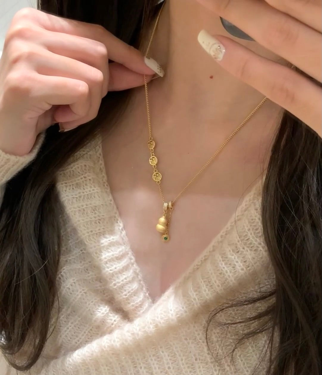 YUHE Lucky Gold Gourd Necklace
