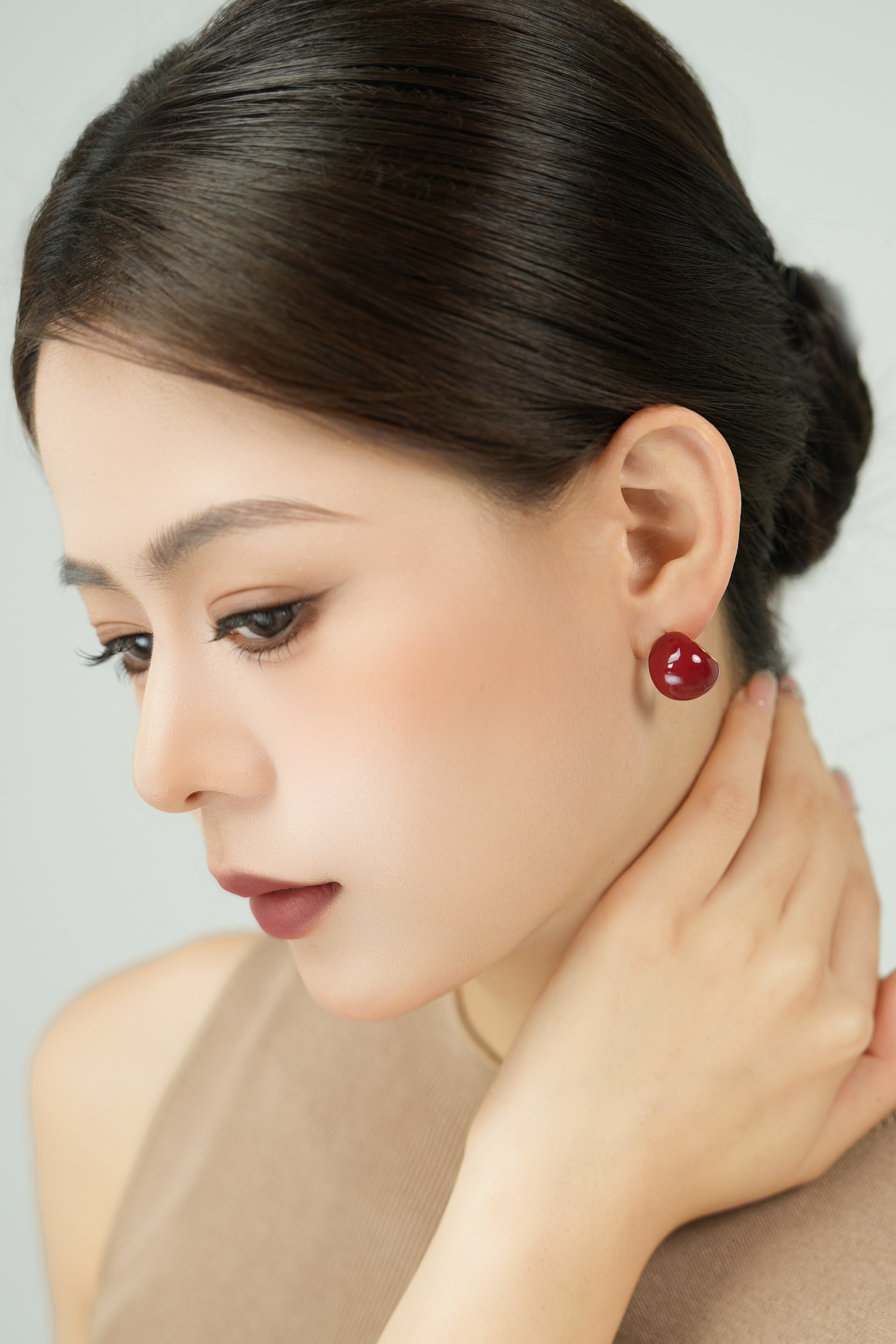 YUHE Red Retro Bead Earrings | Elegant Oriental Charm