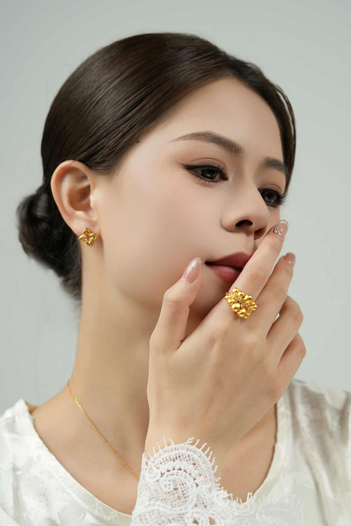 Golden Bloom Diamond Ring
