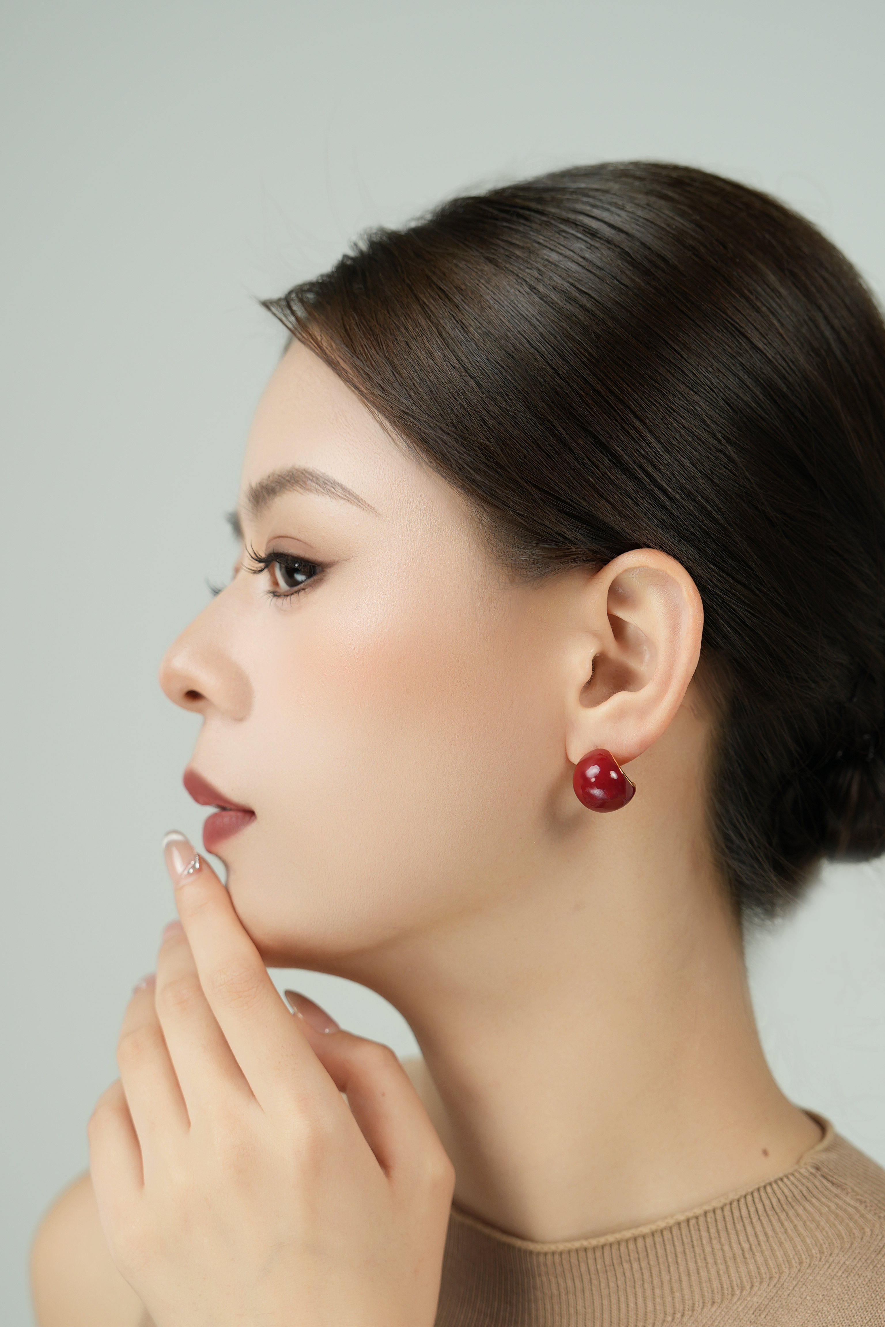 YUHE Red Retro Bead Earrings | Elegant Oriental Charm