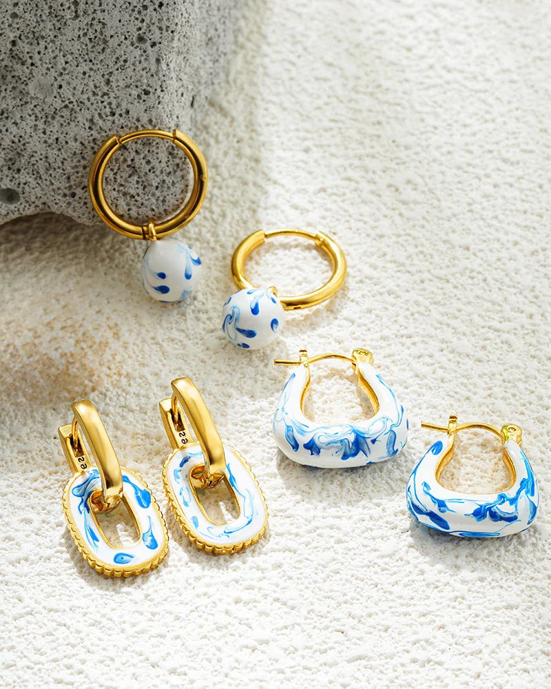Wearing History: Blue-and-White Porcelain Jewelry and the Timeless Chinese Aesthetic