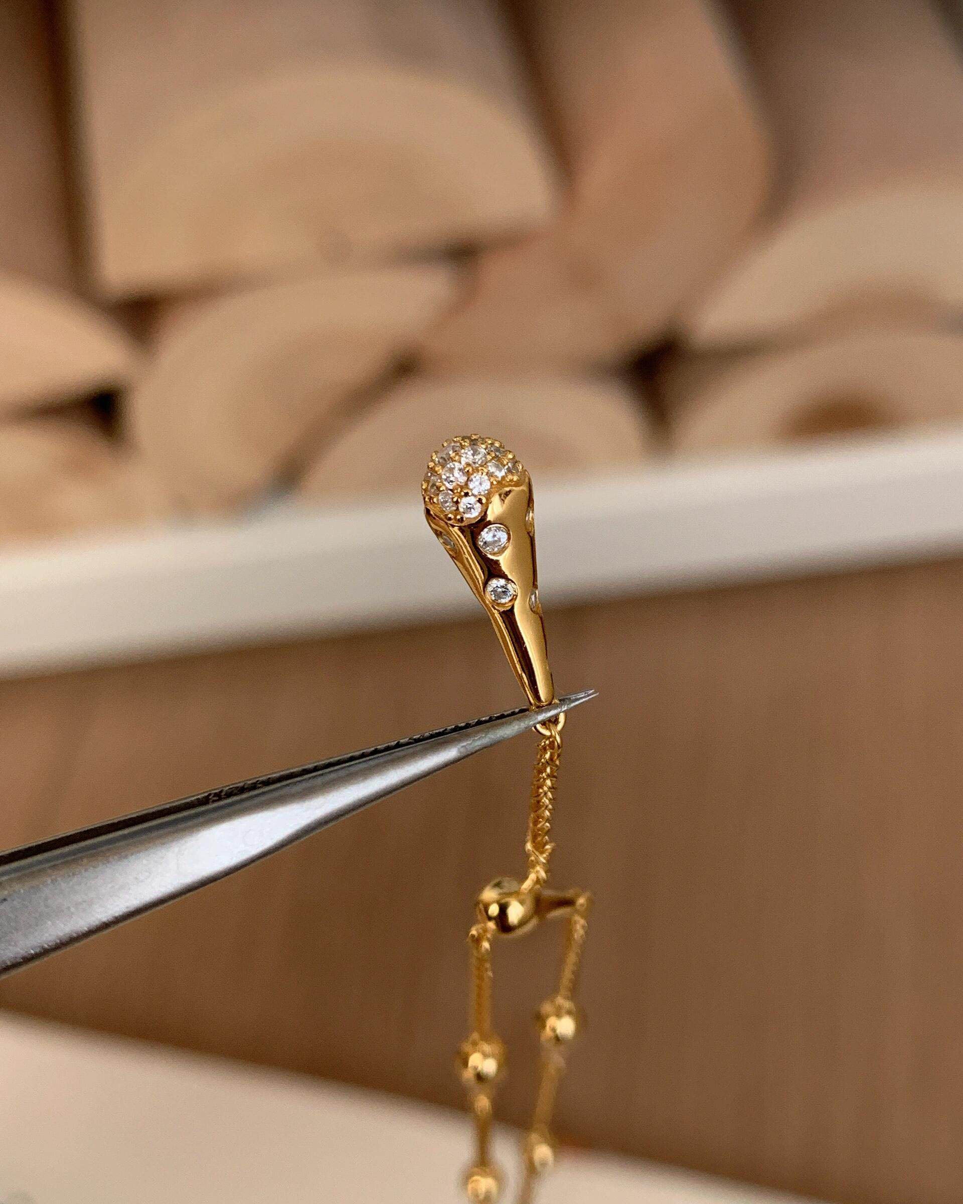 Zircon Layered Y-Chain Collar Necklace