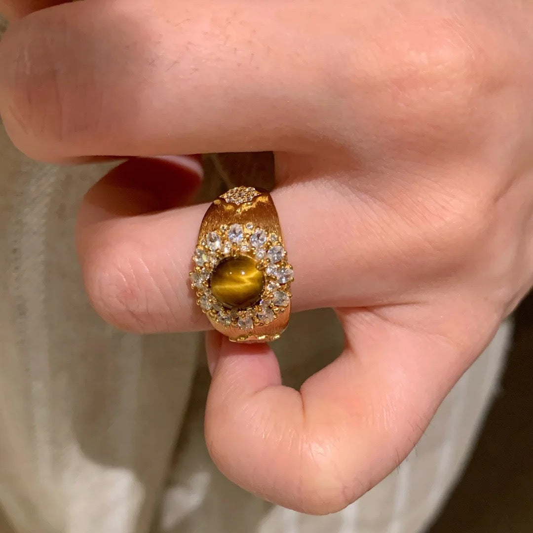 YUHE Vintage Brushed Melard Tiger Eye Zircon Wide Ring