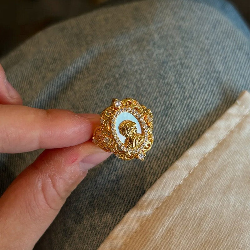 Baroque Goddess Ring Classical Gold Goddess Exquisite Ring Vintage Engraving Women's Ring