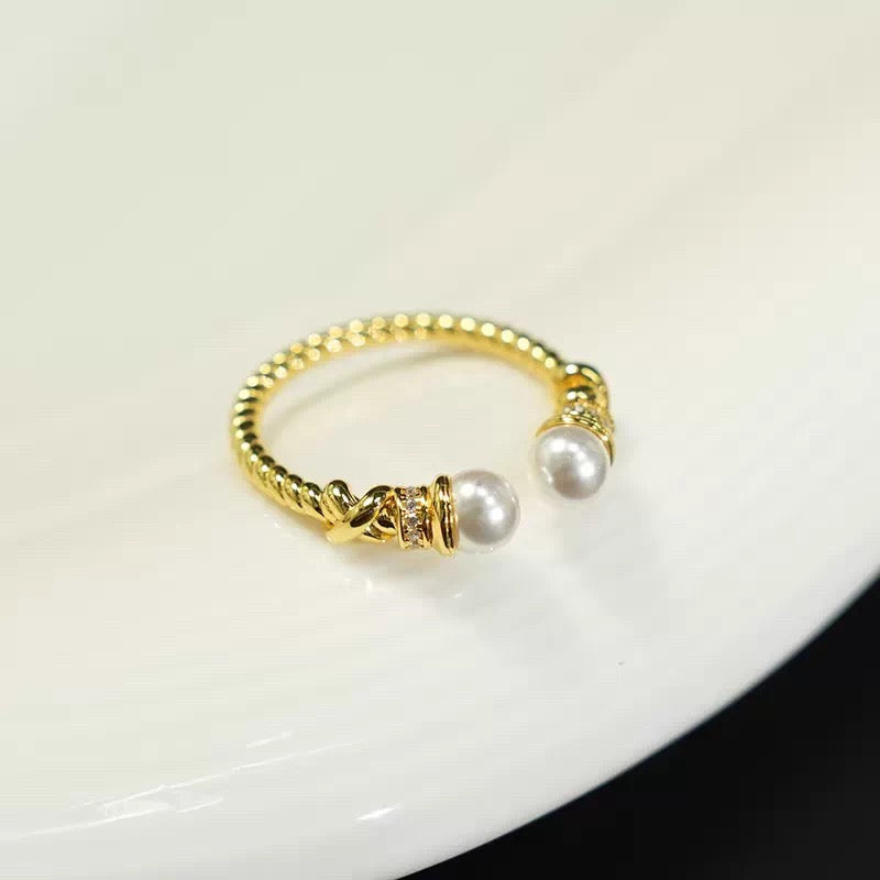Vintage Brushed Diamond Ring Sparkling Natural Pearl Twist Open Ring Women‘s Jewelry
