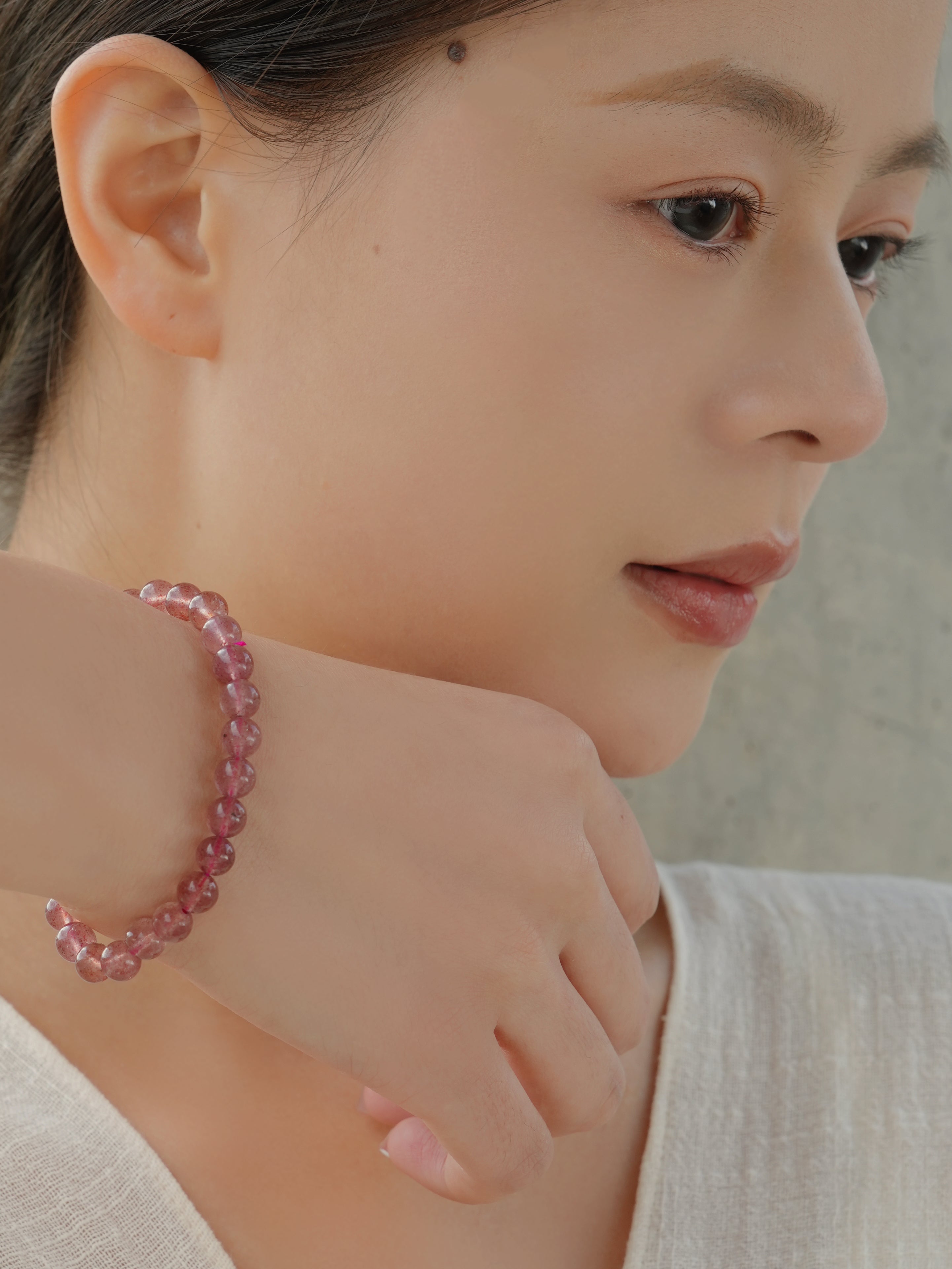 Natural Strawberry Quartz Beaded Bracelet