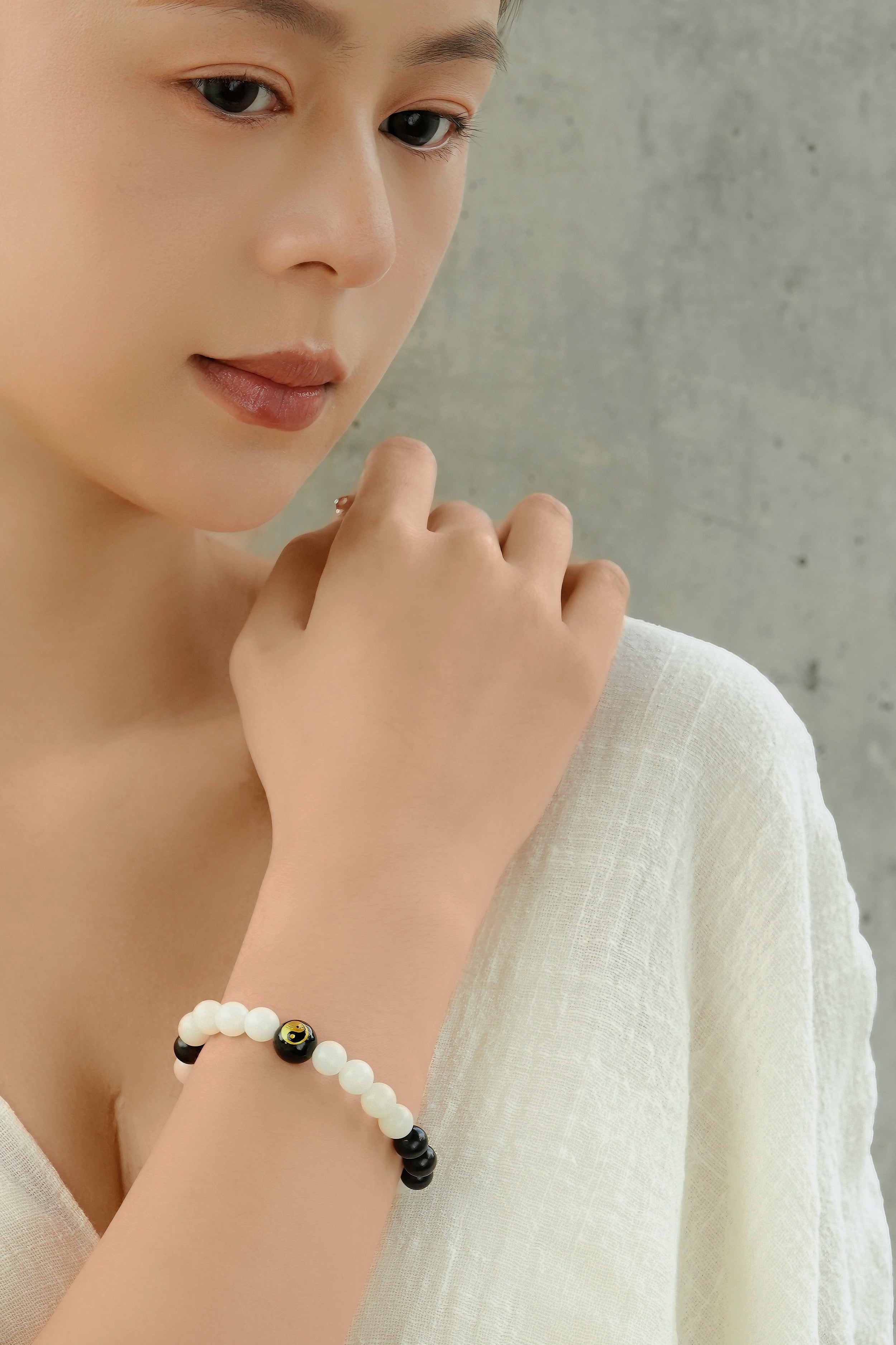 Ebony Wood & Bodhi Seed Zen Bracelet