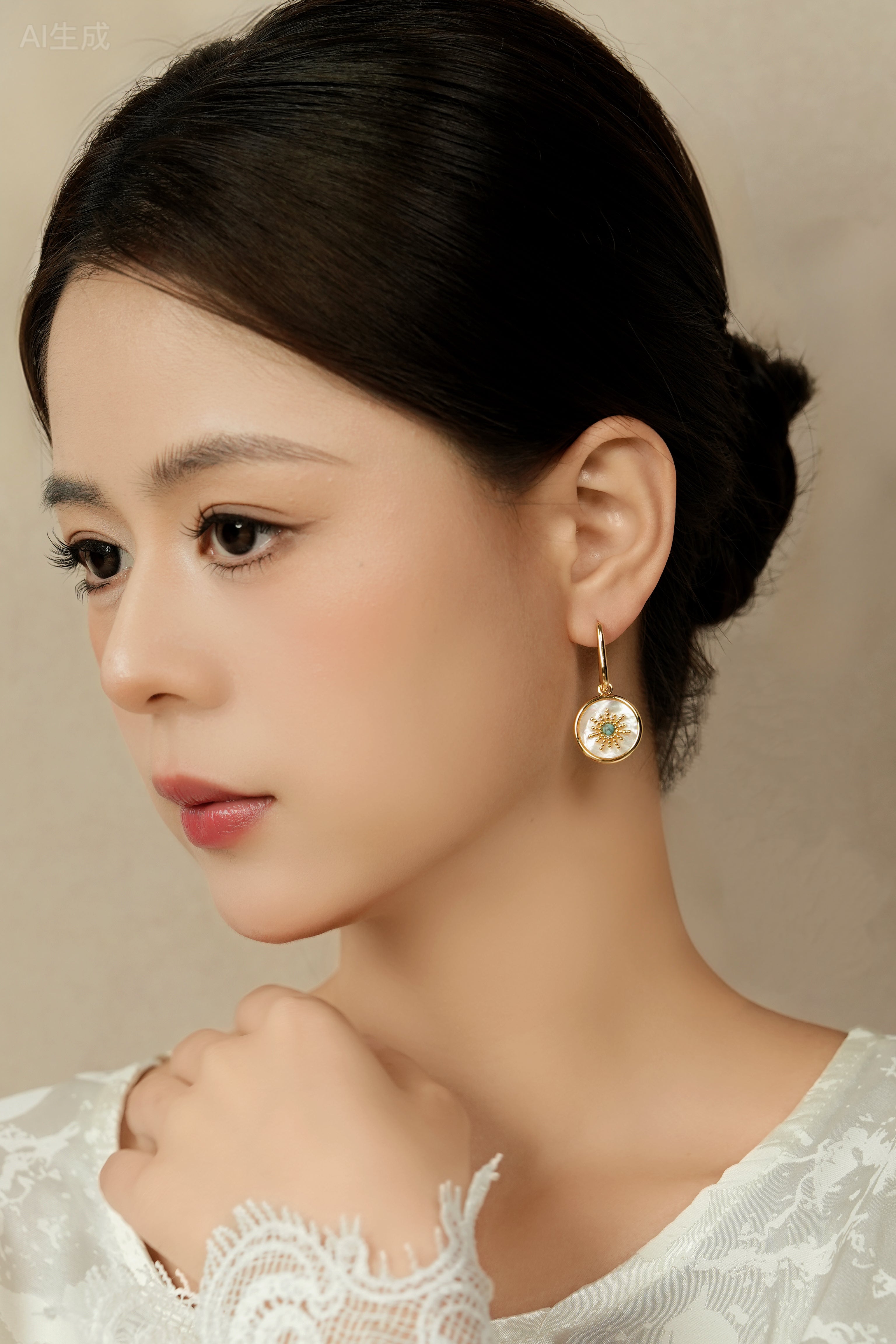 Fashion Design Sun Shape Earrings Shell Natural Stone Earrings Vintage Exquisite Earrings Women Jewelry