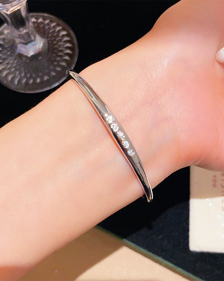 Heart Cuff Bangle in Silver