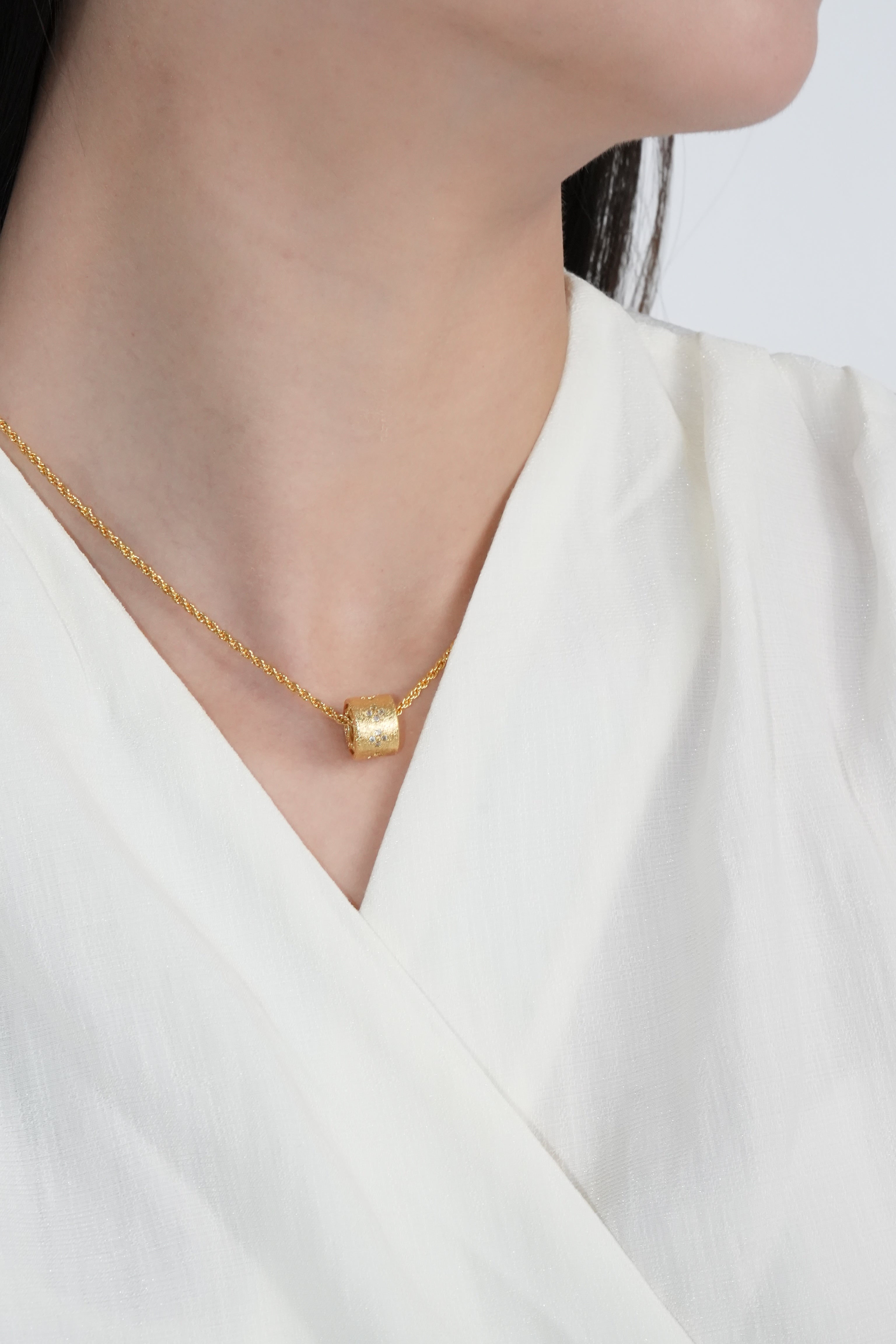 YUHE Gold Clover Lucky  Zircon Beaded Necklace