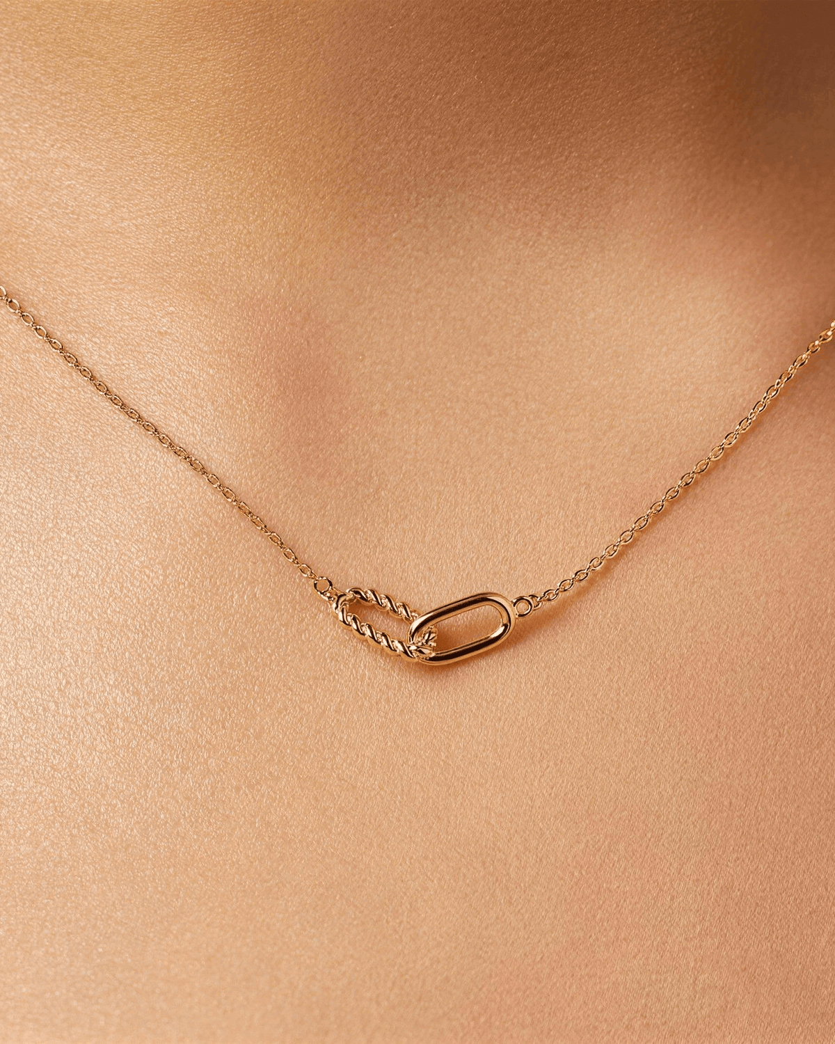 Bound Harmony Link Necklace