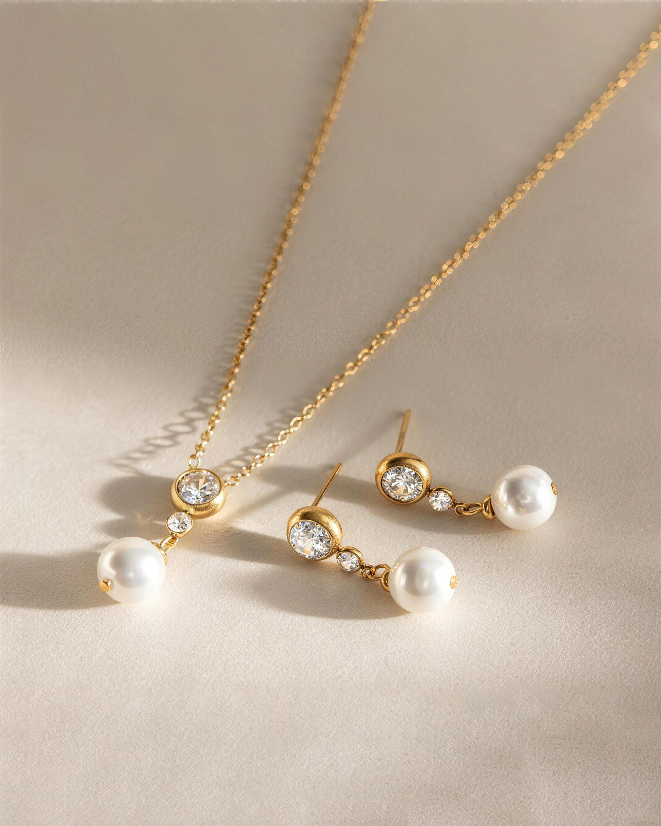 Pearl Zircon Pendant Necklace
